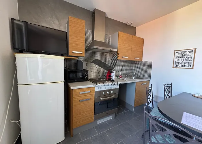 Aristide 4 - Idealement Situee Appartement *